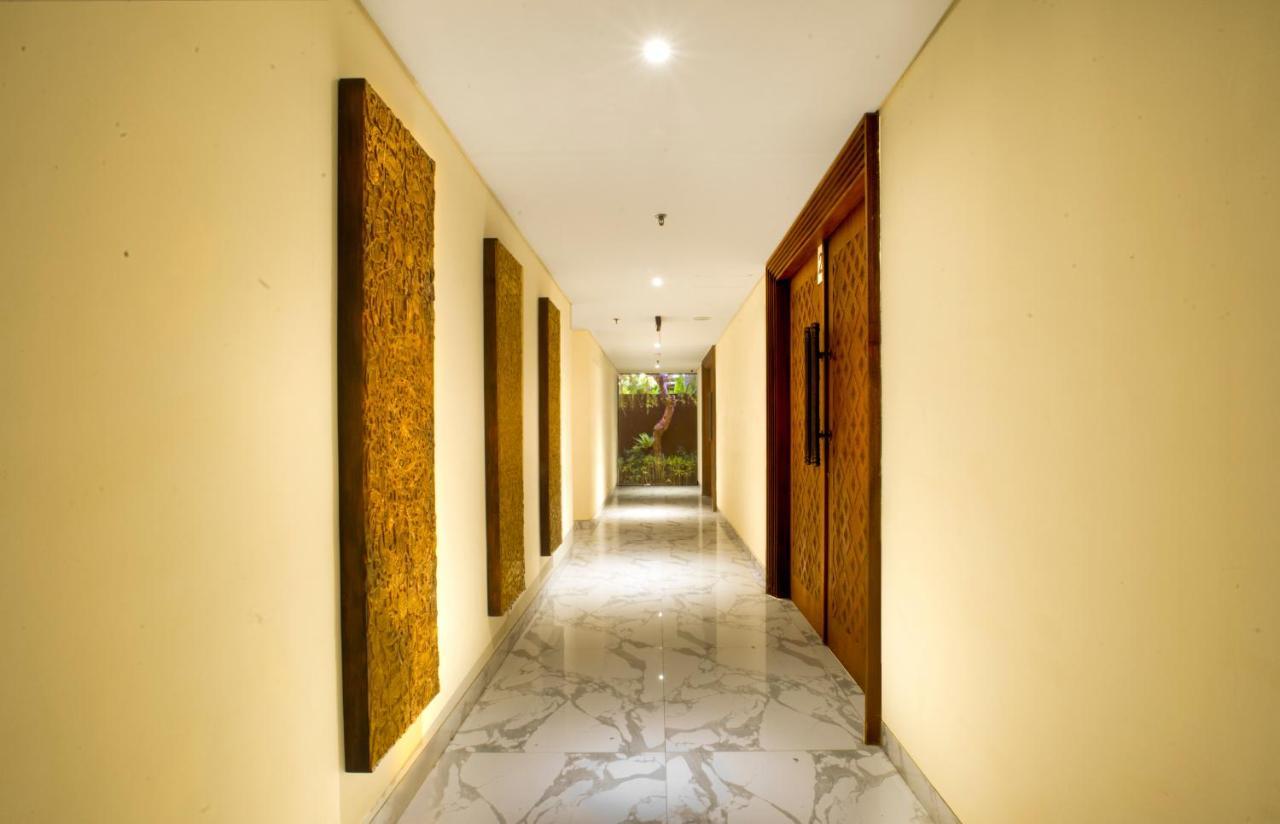 Signature Seminyak Hotel Exterior foto